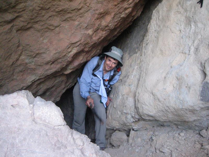 2009-07-18 Tripeaks Caves 025 Getting out alive.jpg