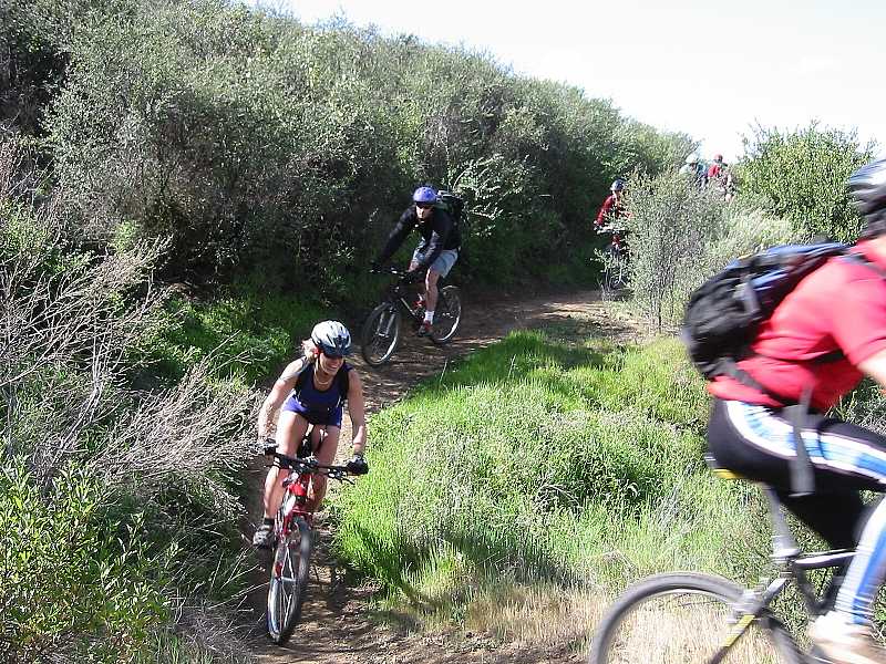 Venturacountytrails Org Photos Of Los Robles Trail West Aka Space Mountain Including The Whoop De Doos Of The Oak Creek Loop Click On An Image To See It Full Size Home Img 03 Jpg Pushing Up The Hill Just Before The Horse Corral On The Way To