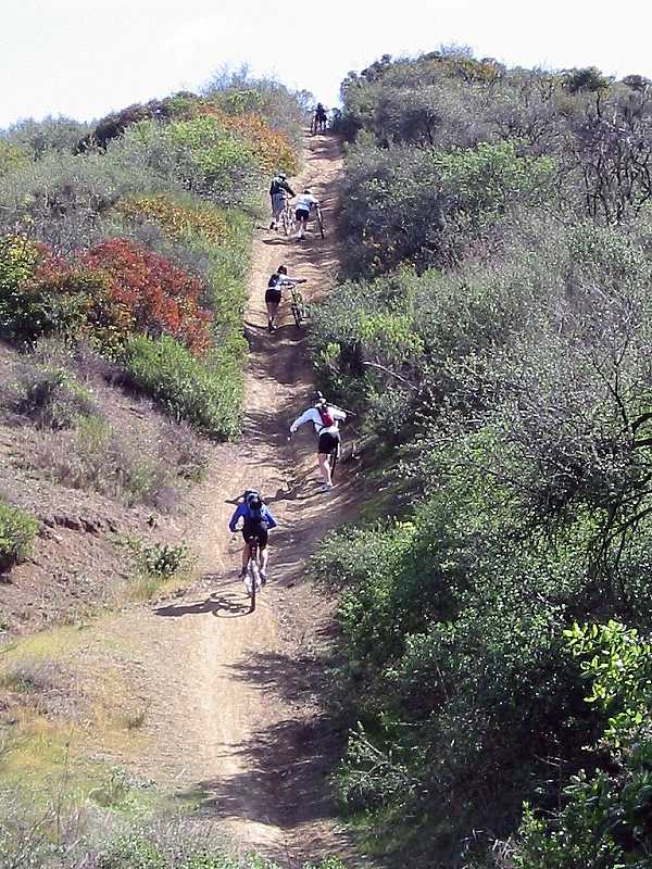 Venturacountytrails Org Photos Of Los Robles Trail West Aka Space Mountain Including The Whoop De Doos Of The Oak Creek Loop Click On An Image To See It Full Size Home Img 03 Jpg Pushing Up The Hill Just Before The Horse Corral On The Way To